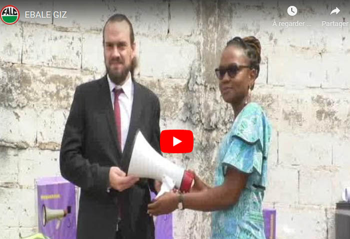 Reportage vidéo sur la réception des dons de GIZ